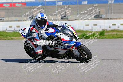 media/Jan-20-2023-Fastrack Riders (Fri) [[f2ad32aba3]]/Level 2/session 3 turn 9/